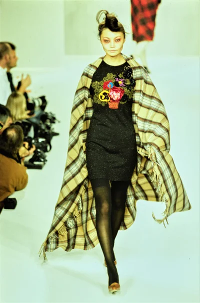 Look 11